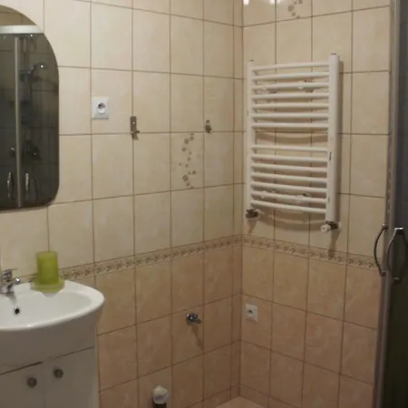 アパート W Pucku U Ewy プツク